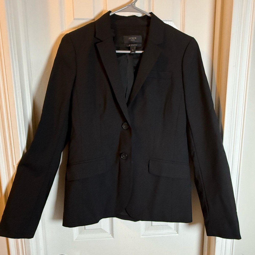J. Crew Classic 2 Button Blazer Fully Lined Beautifully Made Like New Streetwear